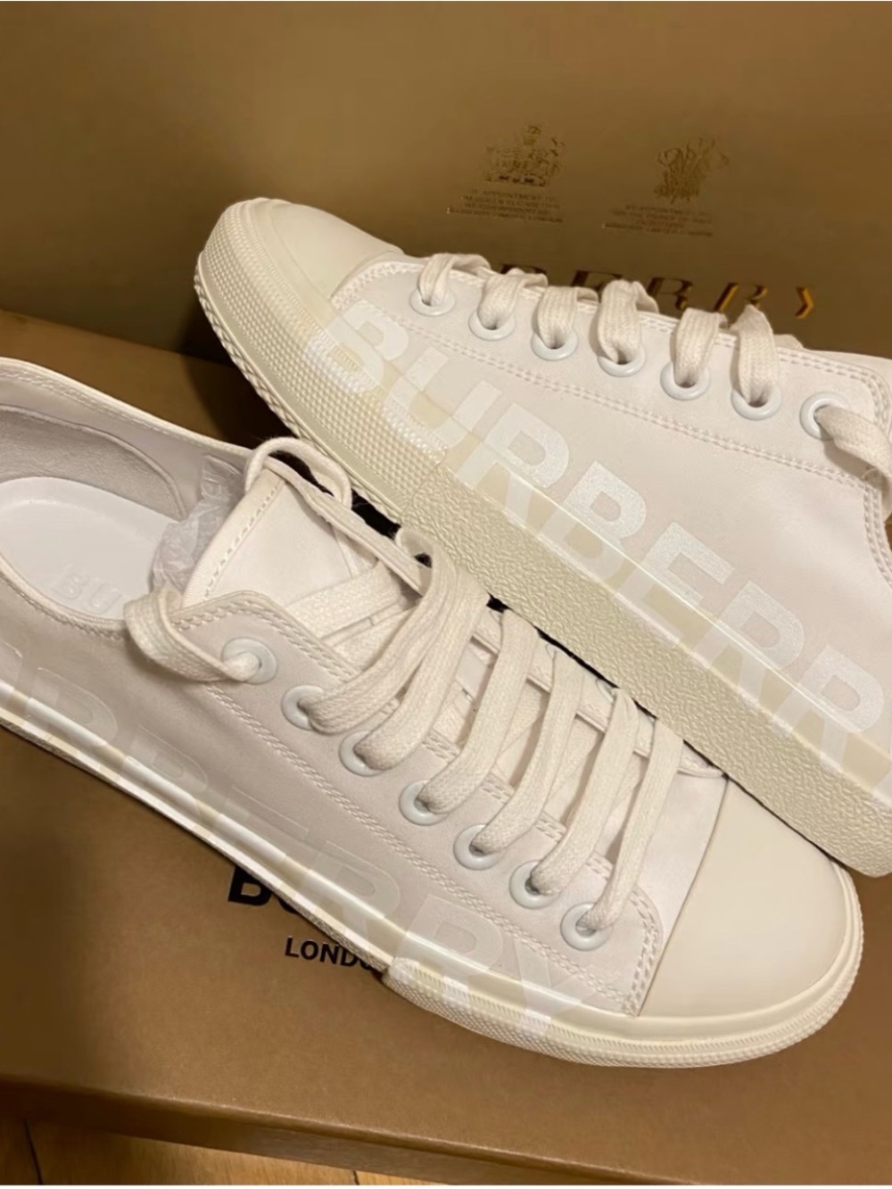 Burberry White Low-Top Logo Sneakers